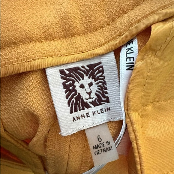 Anne Klein Dress Pants 6 Mustard Yellow Stretch Career Business Straight Leg - Picture 8 of 8
